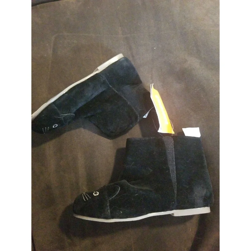Gymbore cat boots right meow 10 nwt